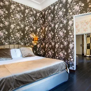 Via Veneto Guest house