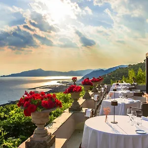 villa-riviera-suites.hotelitalianriviera.com/